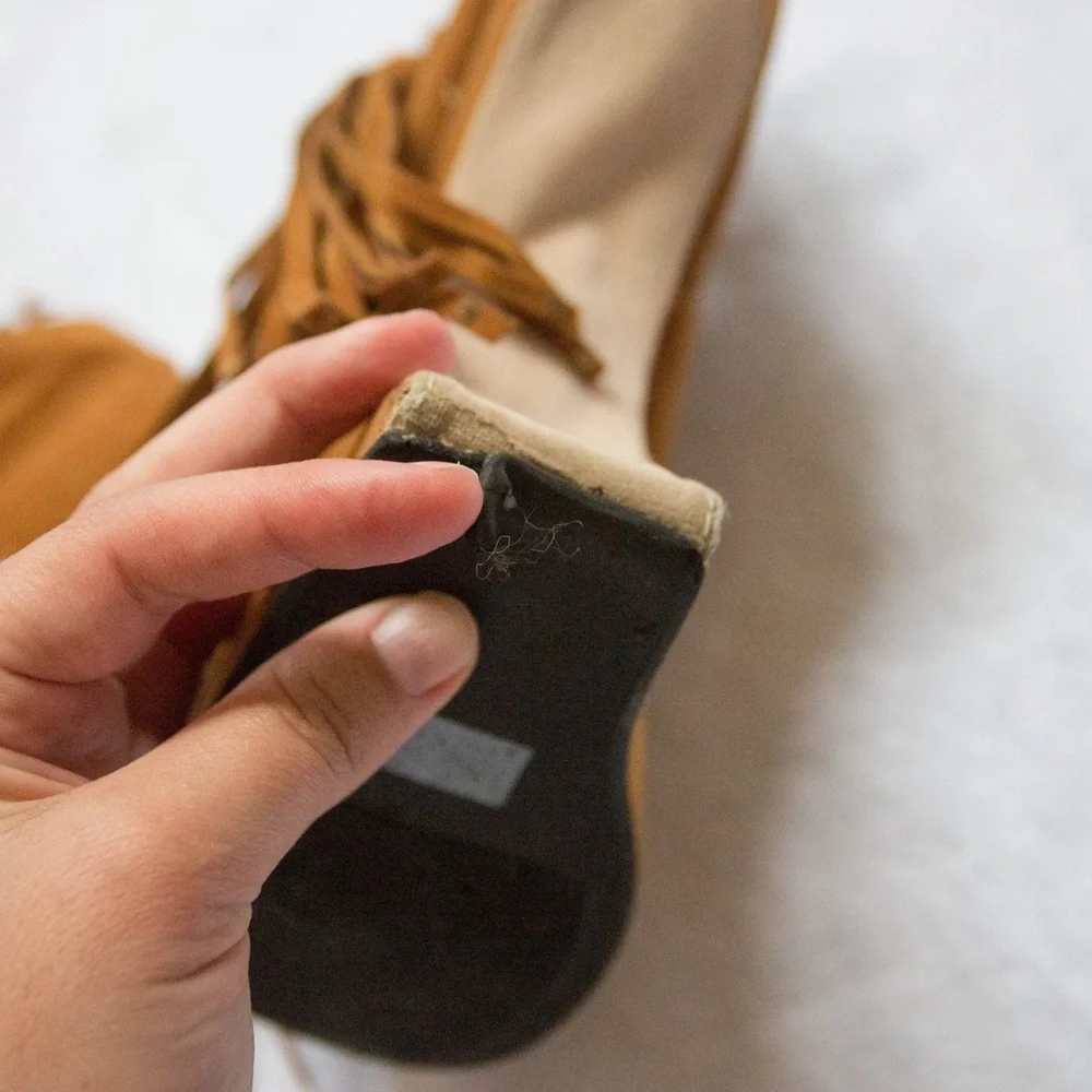 Brown heel less platform shoes, with tassels - Picture 5 of 9